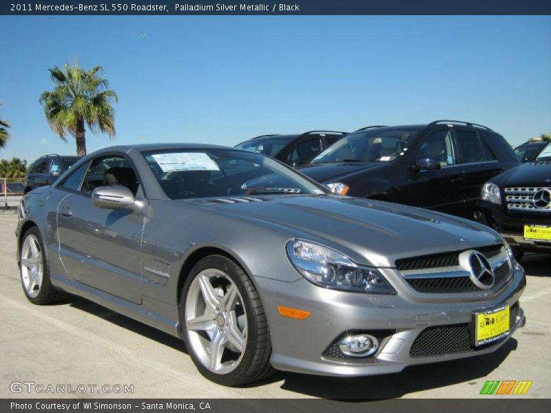 Front 3/4 View of 2011 SL 550 Roadster