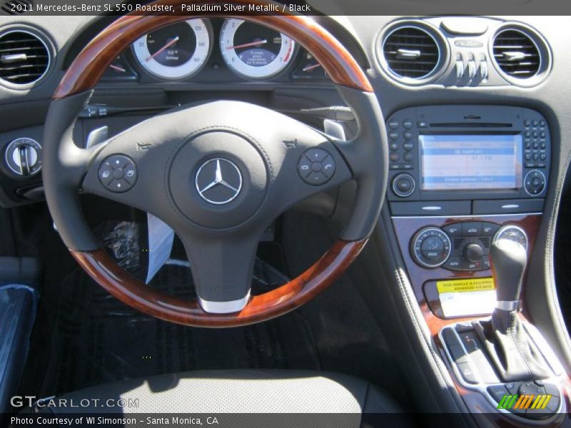 Dashboard of 2011 SL 550 Roadster