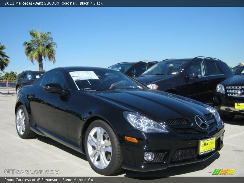 Front 3/4 View of 2011 SLK 300 Roadster
