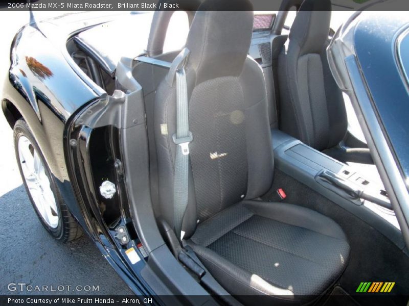 Brilliant Black / Black 2006 Mazda MX-5 Miata Roadster