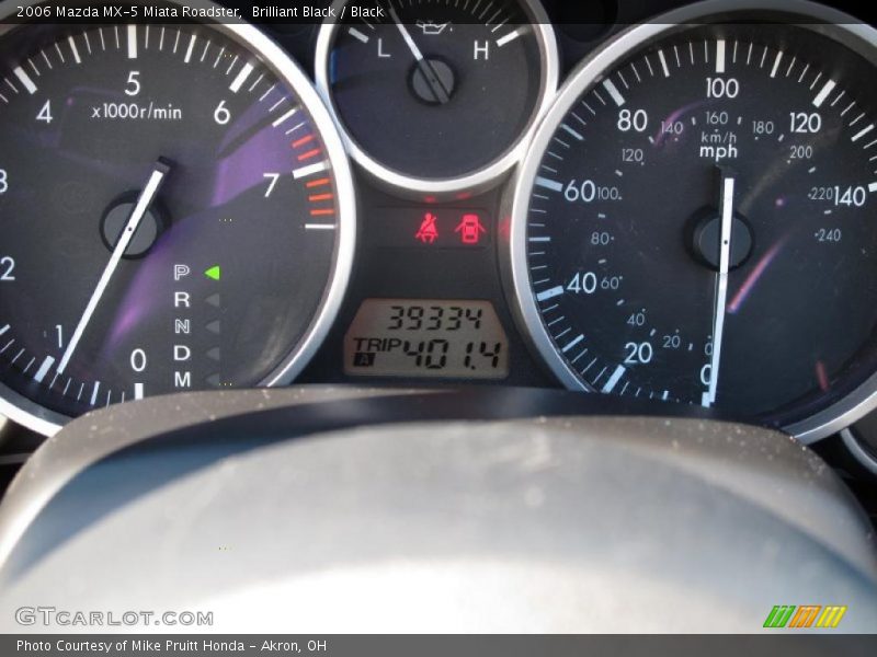 Brilliant Black / Black 2006 Mazda MX-5 Miata Roadster