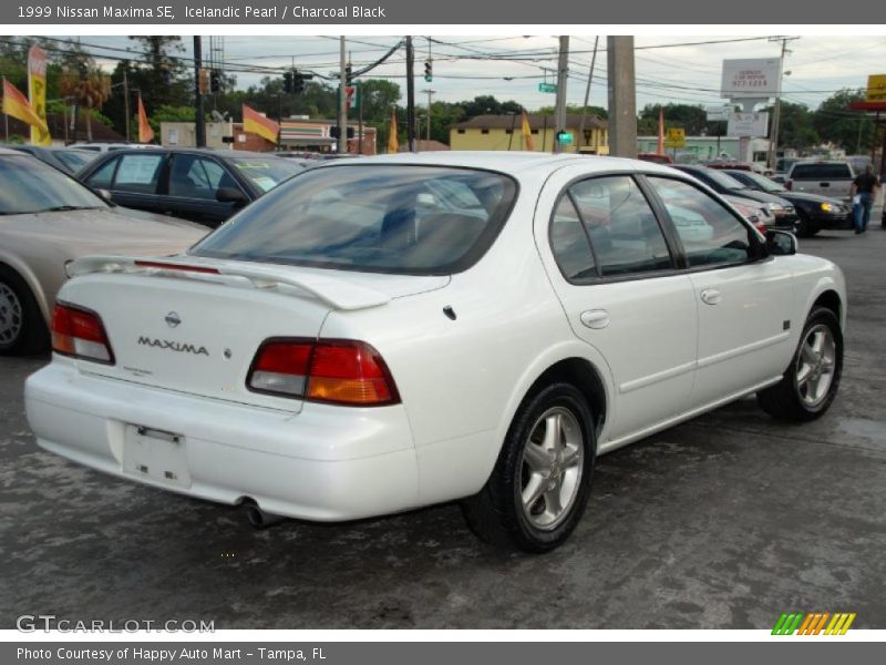 Icelandic Pearl / Charcoal Black 1999 Nissan Maxima SE