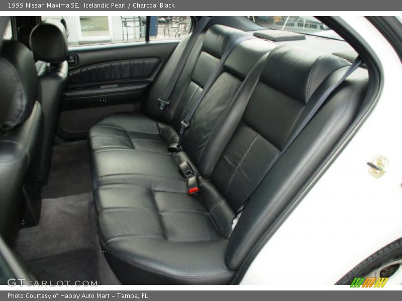 Icelandic Pearl / Charcoal Black 1999 Nissan Maxima SE