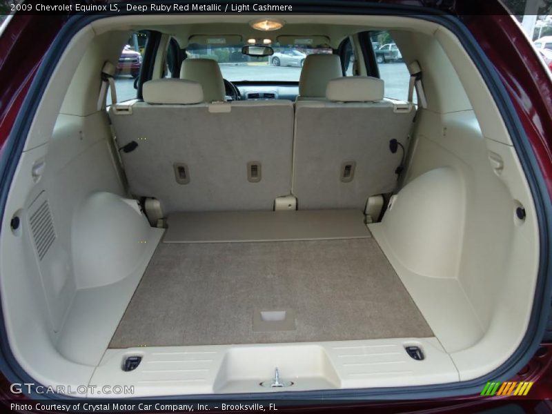  2009 Equinox LS Trunk
