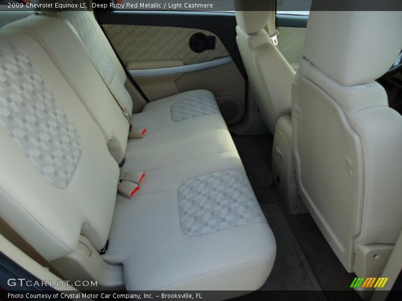  2009 Equinox LS Light Cashmere Interior