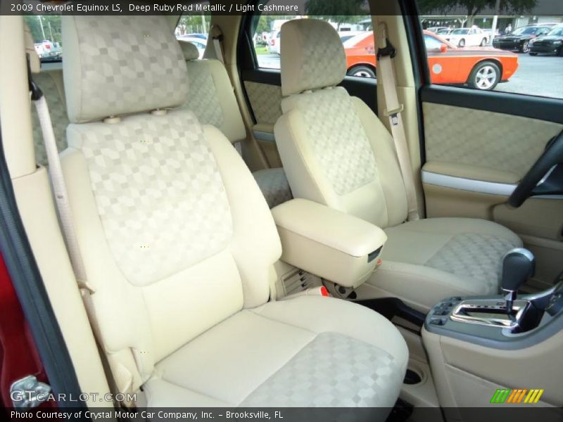  2009 Equinox LS Light Cashmere Interior
