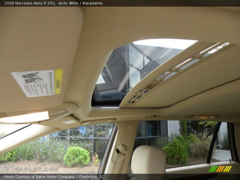 Sunroof of 2008 R 350