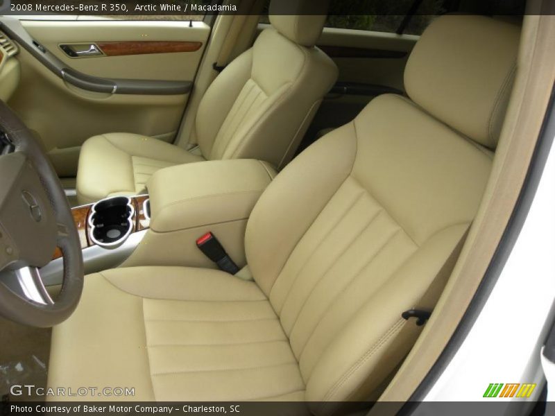  2008 R 350 Macadamia Interior