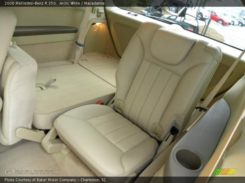  2008 R 350 Macadamia Interior