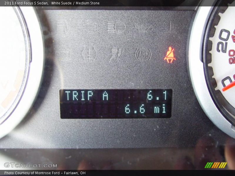 White Suede / Medium Stone 2011 Ford Focus S Sedan