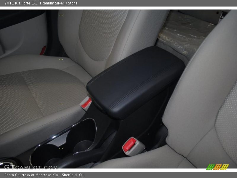  2011 Forte EX Stone Interior