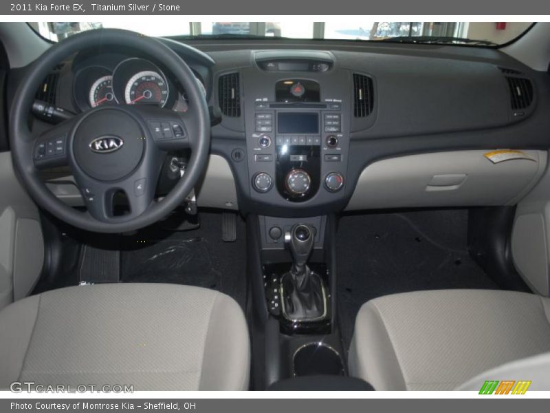 Dashboard of 2011 Forte EX