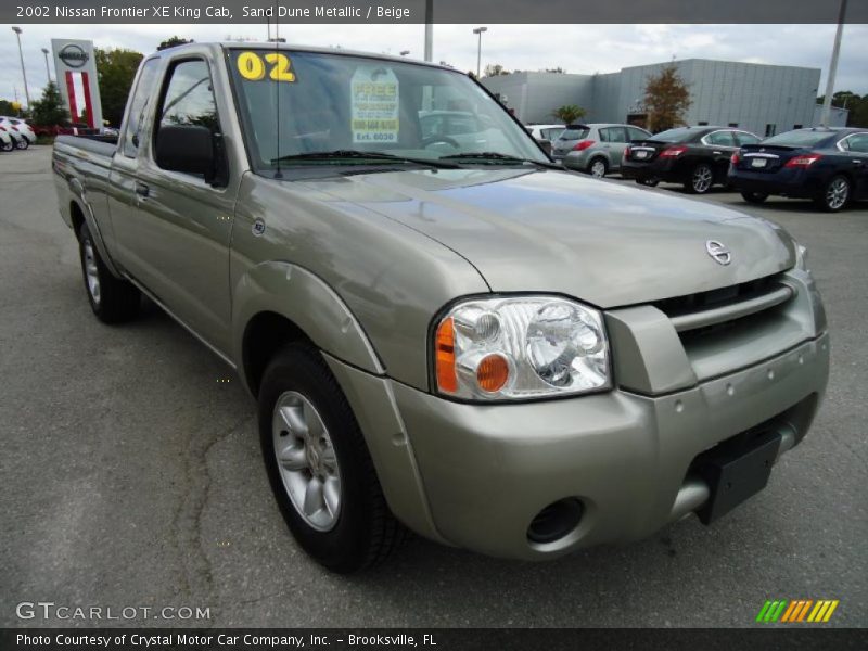 Front 3/4 View of 2002 Frontier XE King Cab