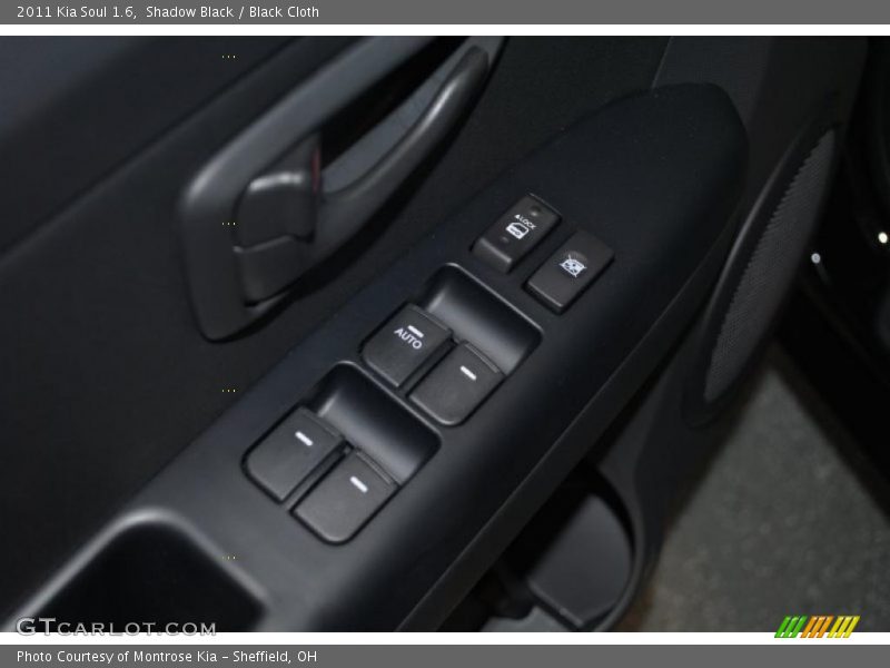 Controls of 2011 Soul 1.6