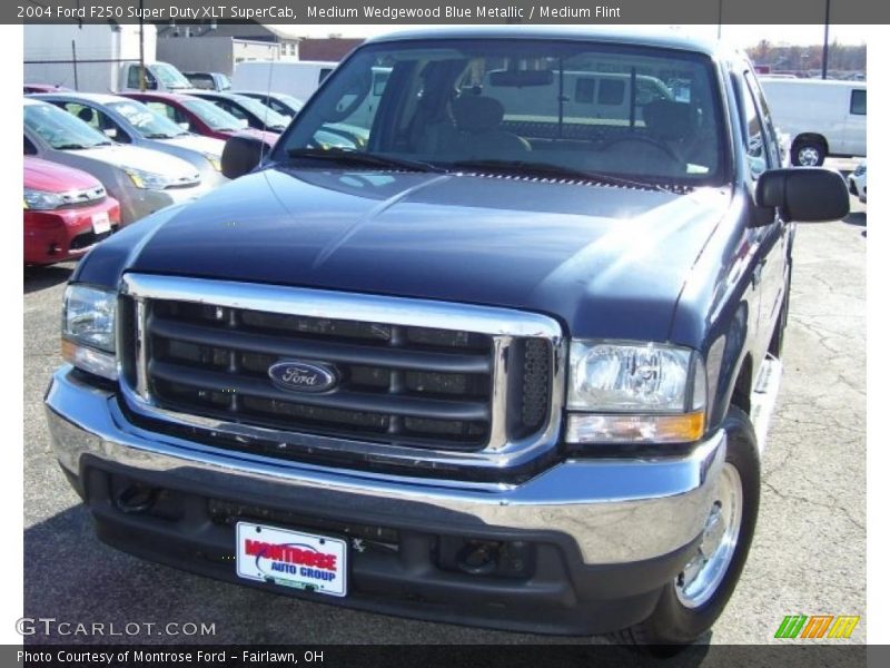Medium Wedgewood Blue Metallic / Medium Flint 2004 Ford F250 Super Duty XLT SuperCab