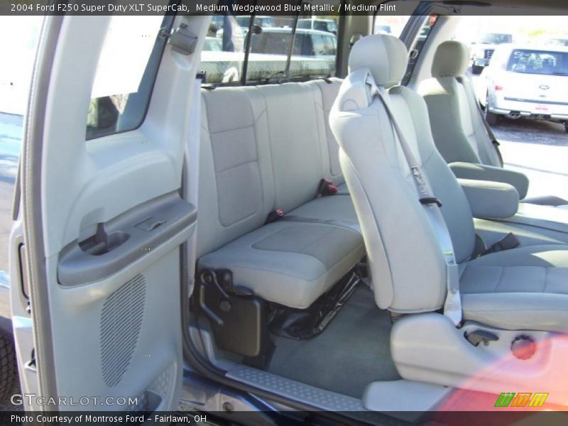  2004 F250 Super Duty XLT SuperCab Medium Flint Interior