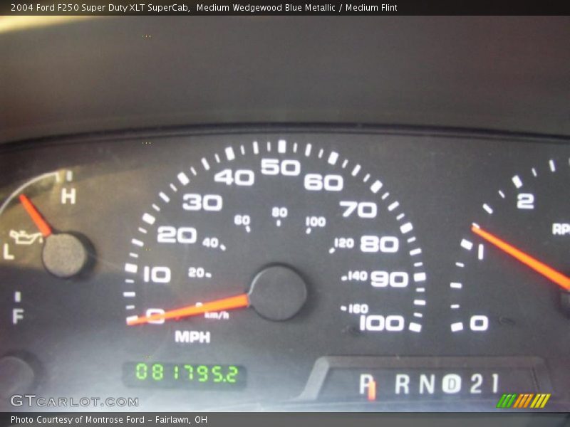 Medium Wedgewood Blue Metallic / Medium Flint 2004 Ford F250 Super Duty XLT SuperCab