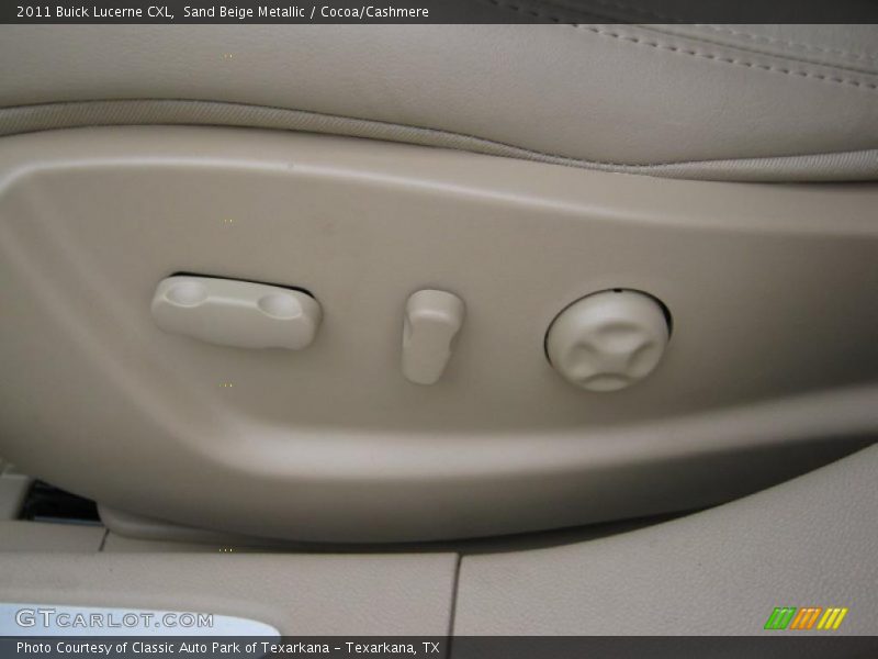 Sand Beige Metallic / Cocoa/Cashmere 2011 Buick Lucerne CXL