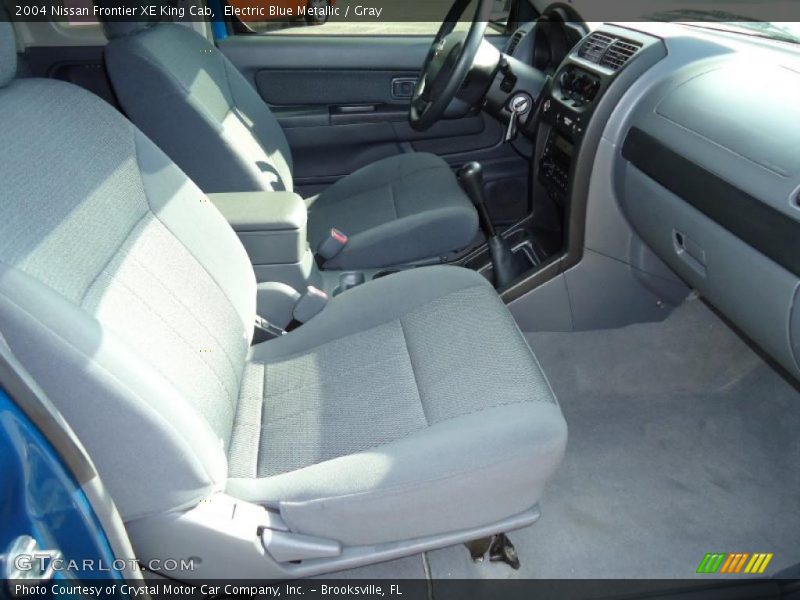  2004 Frontier XE King Cab Gray Interior