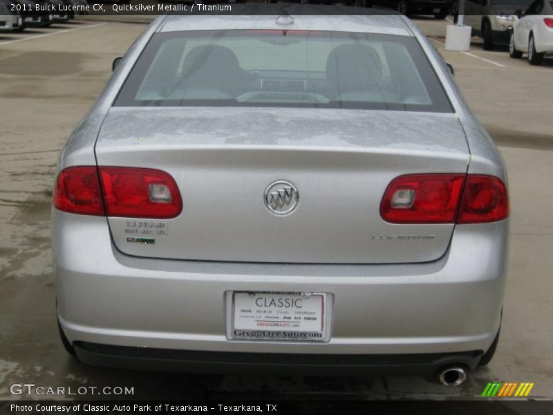 Quicksilver Metallic / Titanium 2011 Buick Lucerne CX