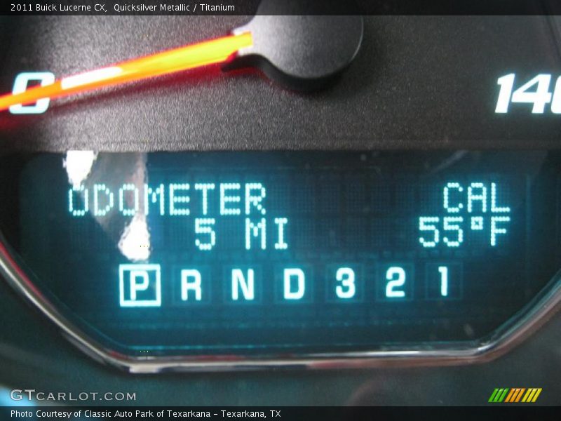 Quicksilver Metallic / Titanium 2011 Buick Lucerne CX