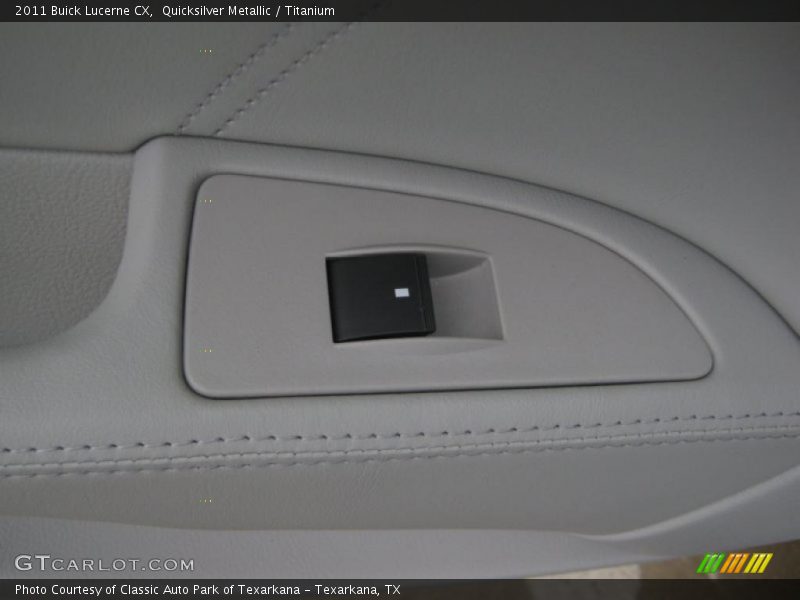 Quicksilver Metallic / Titanium 2011 Buick Lucerne CX