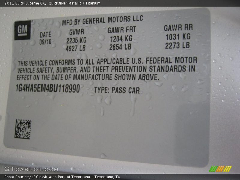 Quicksilver Metallic / Titanium 2011 Buick Lucerne CX