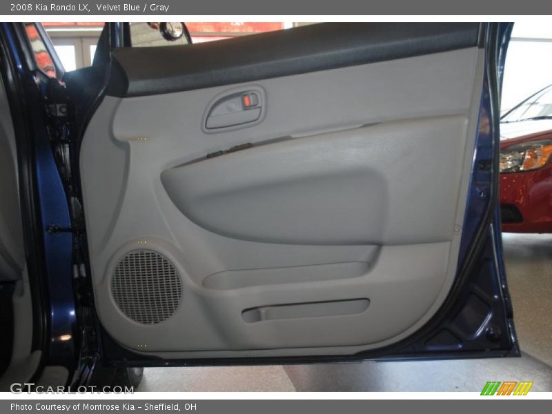 Door Panel of 2008 Rondo LX