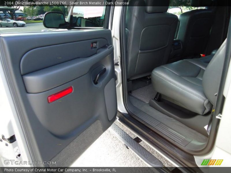 Silver Birch Metallic / Dark Charcoal 2004 Chevrolet Avalanche 1500 Z66