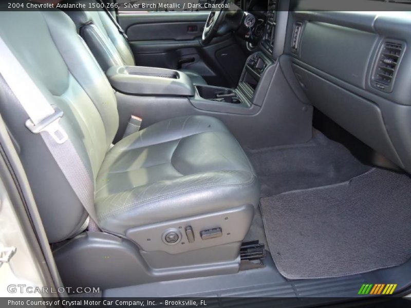 Silver Birch Metallic / Dark Charcoal 2004 Chevrolet Avalanche 1500 Z66