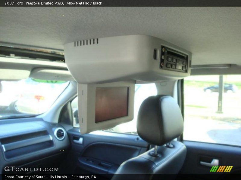 Alloy Metallic / Black 2007 Ford Freestyle Limited AWD