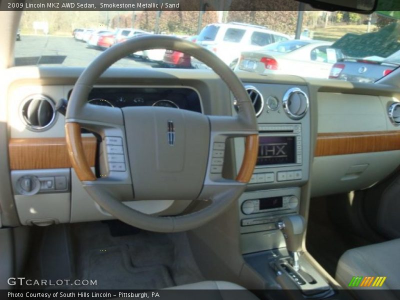 Dashboard of 2009 MKZ AWD Sedan