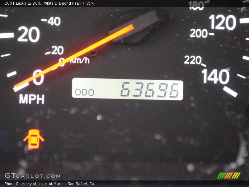White Diamond Pearl / Ivory 2001 Lexus ES 300