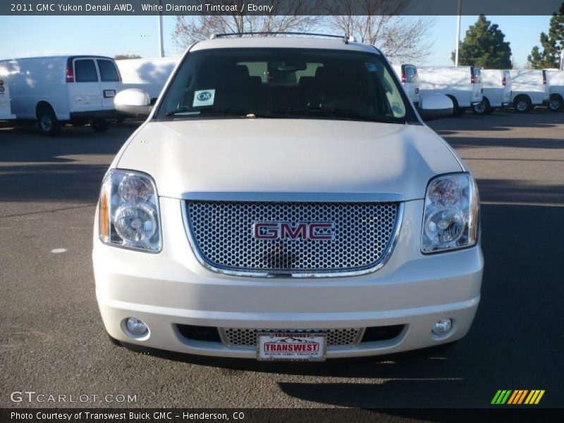 White Diamond Tintcoat / Ebony 2011 GMC Yukon Denali AWD