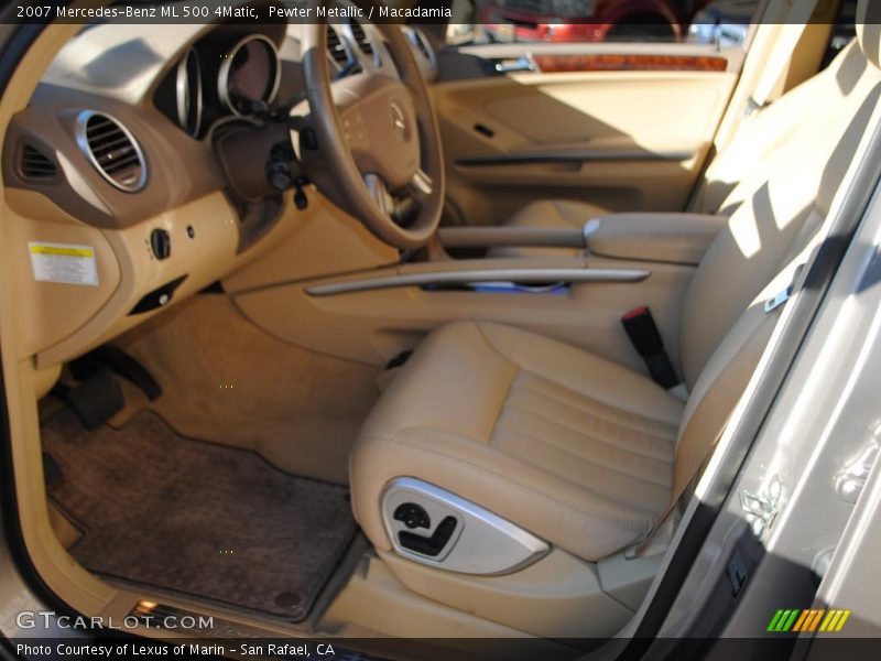  2007 ML 500 4Matic Macadamia Interior
