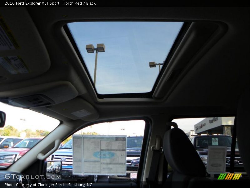 Sunroof of 2010 Explorer XLT Sport