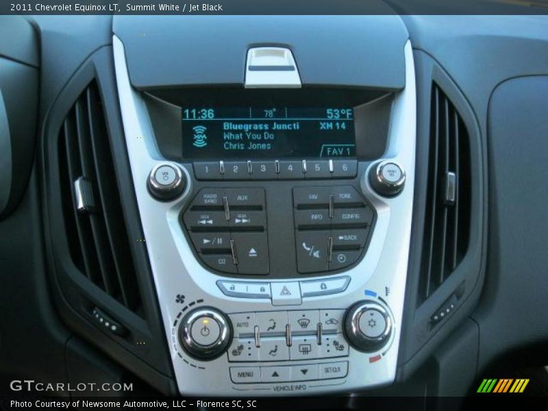 Controls of 2011 Equinox LT