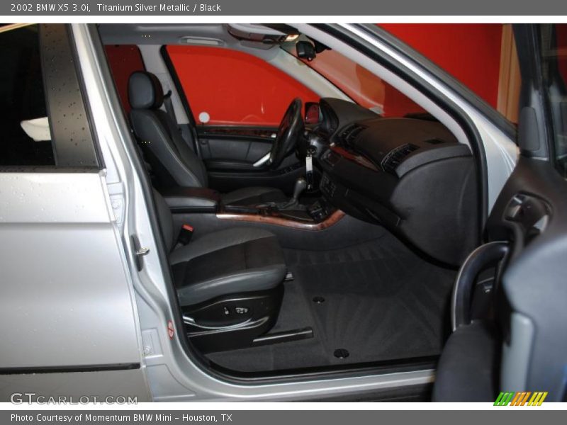 Titanium Silver Metallic / Black 2002 BMW X5 3.0i