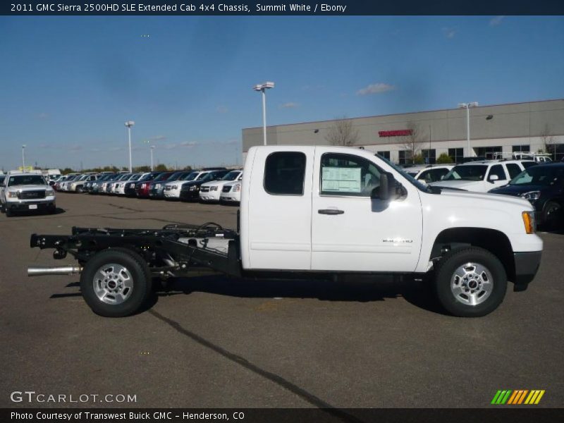  2011 Sierra 2500HD SLE Extended Cab 4x4 Chassis Summit White