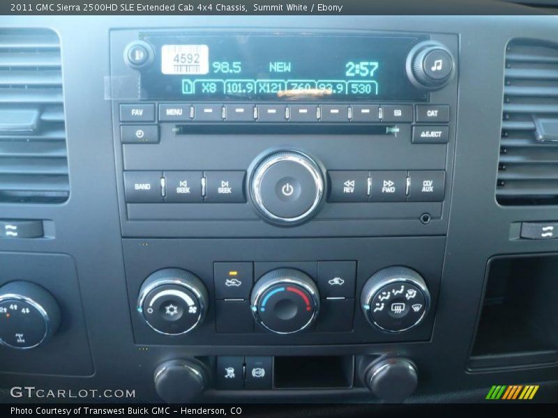 Controls of 2011 Sierra 2500HD SLE Extended Cab 4x4 Chassis