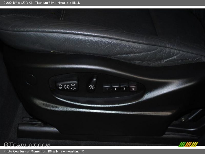 Titanium Silver Metallic / Black 2002 BMW X5 3.0i