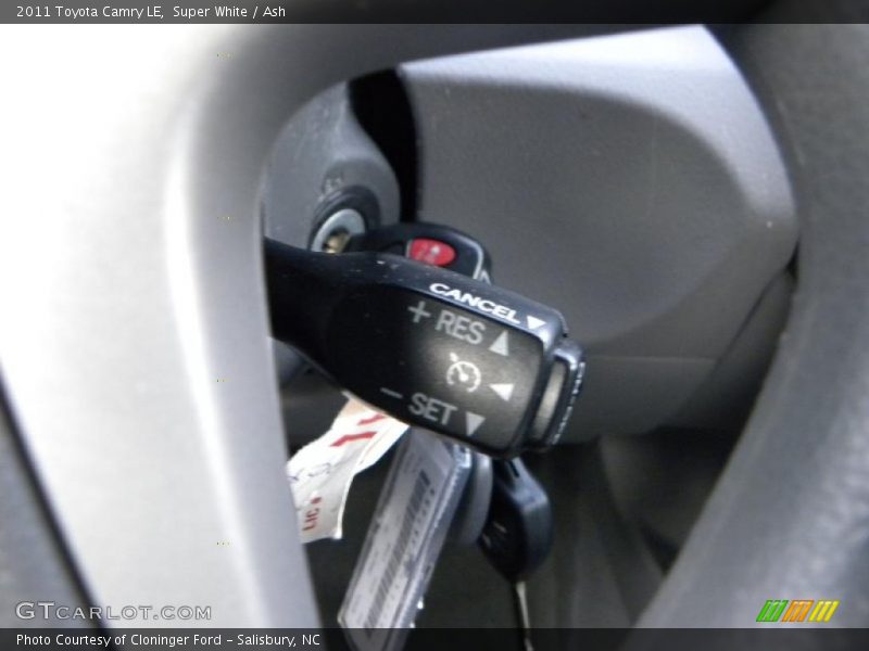 Super White / Ash 2011 Toyota Camry LE