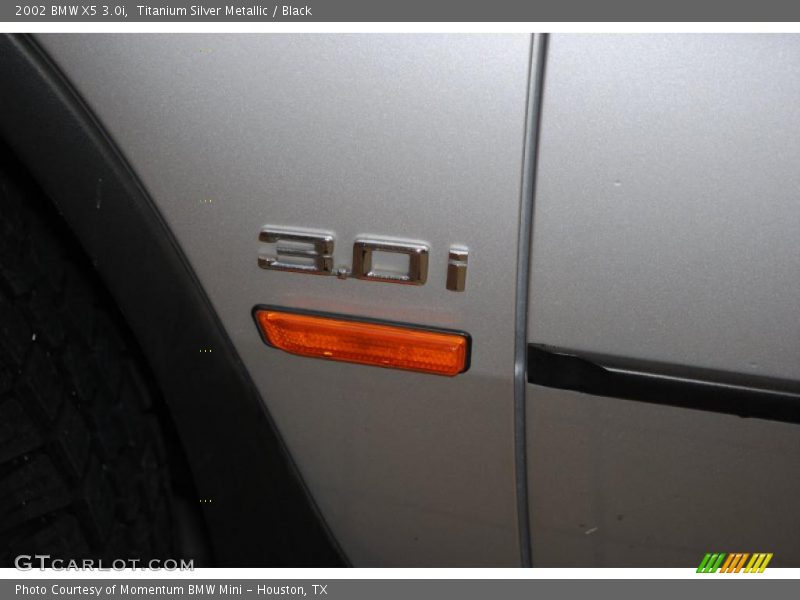Titanium Silver Metallic / Black 2002 BMW X5 3.0i