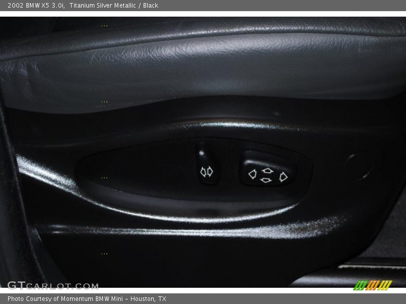 Titanium Silver Metallic / Black 2002 BMW X5 3.0i
