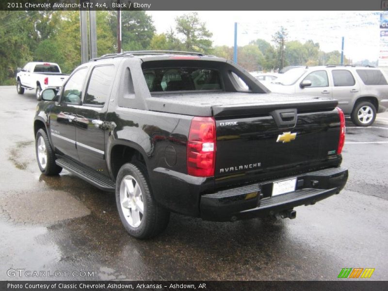 Black / Ebony 2011 Chevrolet Avalanche LTZ 4x4