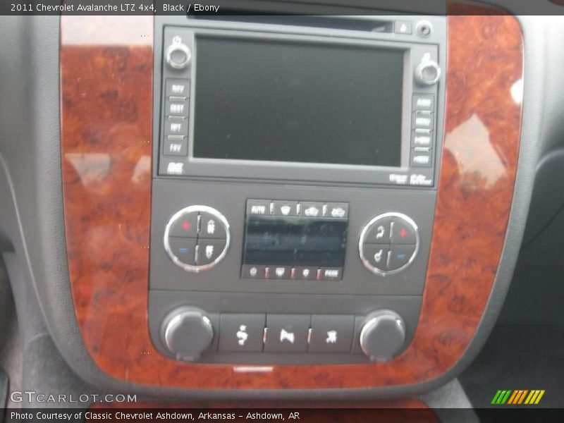 Black / Ebony 2011 Chevrolet Avalanche LTZ 4x4