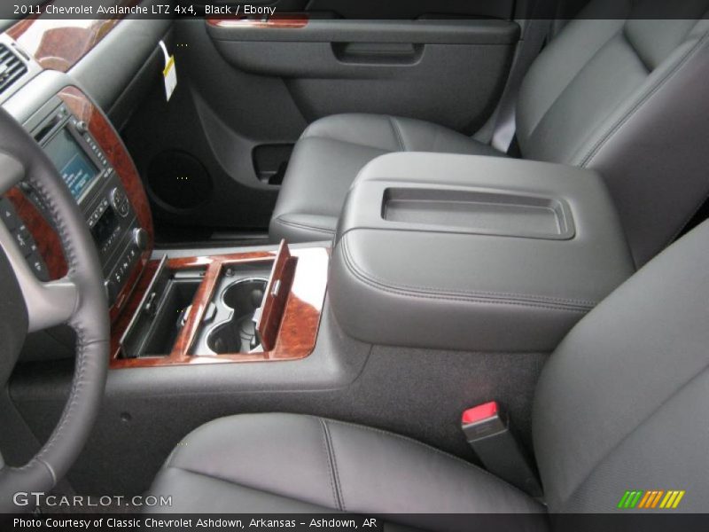 Black / Ebony 2011 Chevrolet Avalanche LTZ 4x4