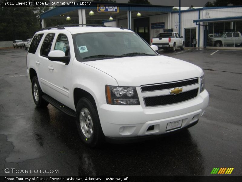 Front 3/4 View of 2011 Tahoe LS