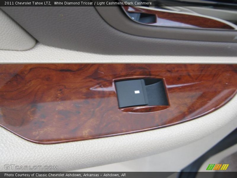 Controls of 2011 Tahoe LTZ