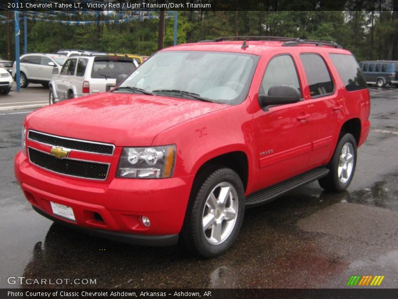 Front 3/4 View of 2011 Tahoe LT